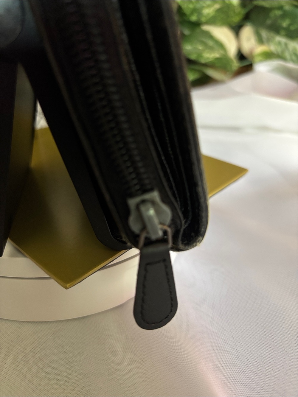 Prada Black Saffiano Leather Zip-Around Wallet - Picture 5 of 16